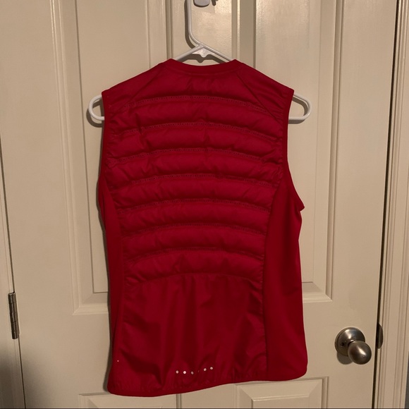 Nike Aeroloft Running Vest - Picture 2 of 3